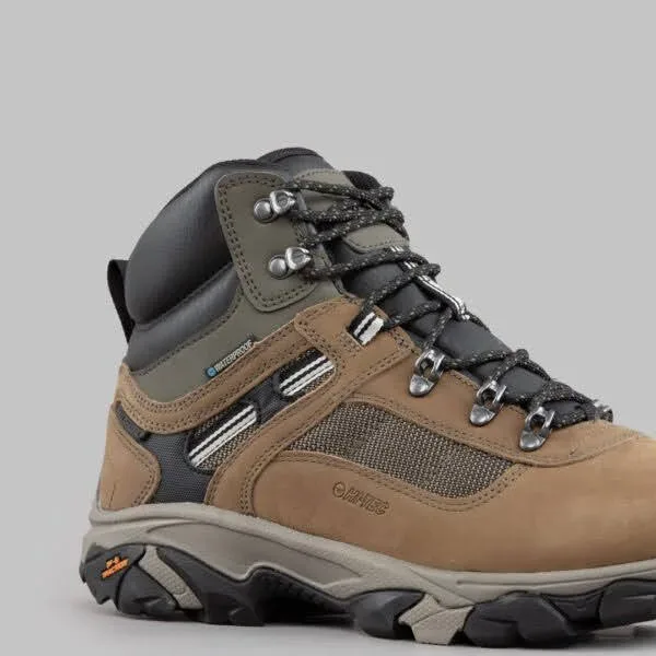 Zapatos HI-TEC RAVUS QUEST LUX MID WP  para caballero color Beige