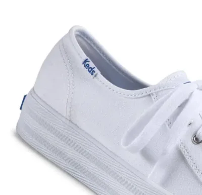 Tenis Keds para dama color blanco TRIPLE KICK LTHR WHITE