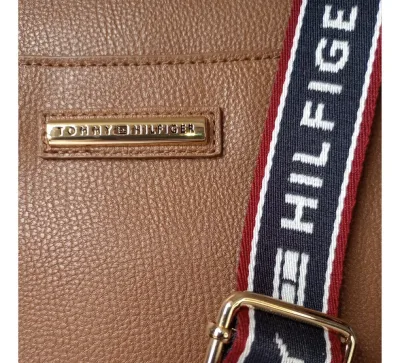 Bolso Tommy Hilfiger para dama color cafe