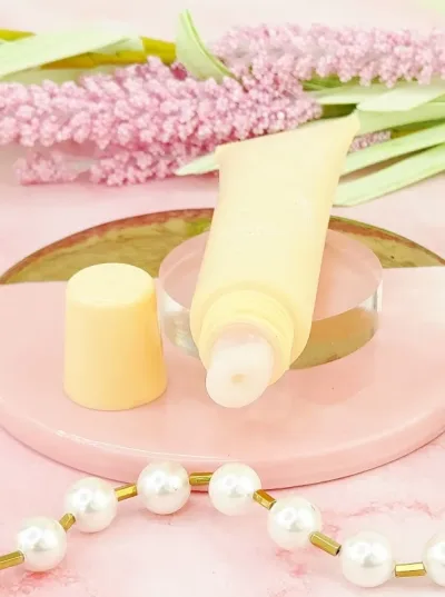Balsamo labial hidratante SHE sabor vainilla