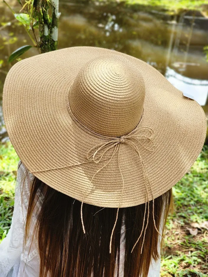 Sombrero para dama color café claro
