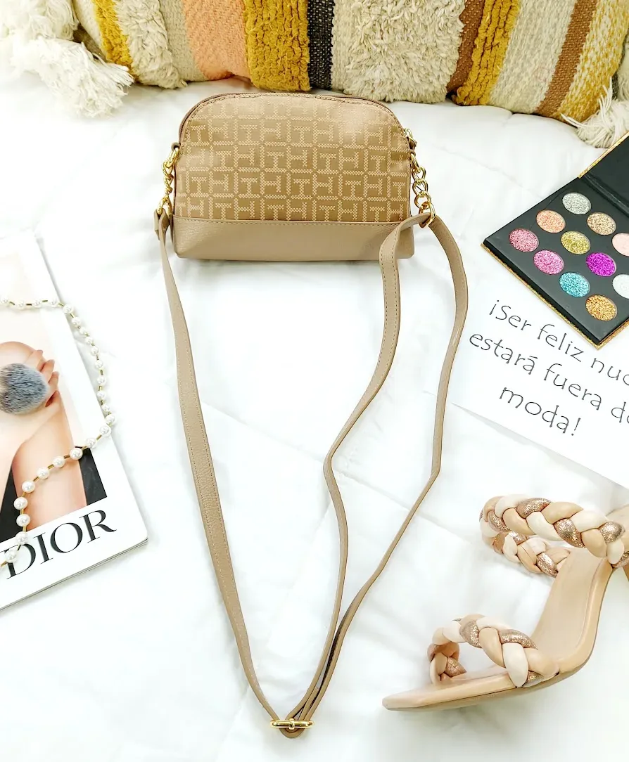 Bolso Tommy Hilfiger para dama color café