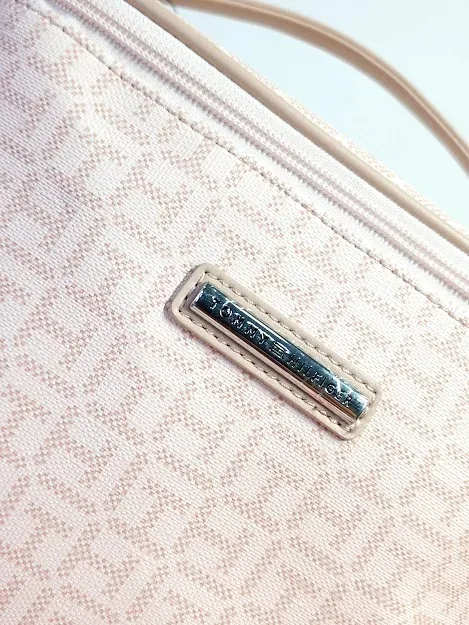 Cosmetiquera Tommy Hilfiger para dama color rosado