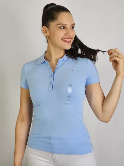 Camiseta Toomy Hilfiger para dama color celeste