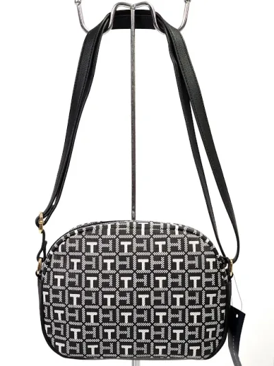 Bolso Tommy Hilfiger para dama color negro