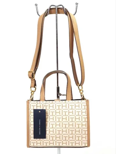 Bolso Tommy Hilfiger para dama color beige