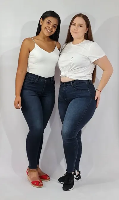 Jeans Levi's 0094 Mile High Super Skinny para dama