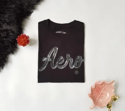 Camiseta Aeropostale para dama color negro