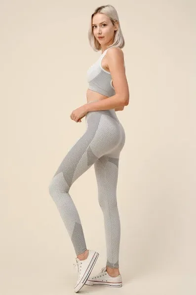 Conjunto deportivo para dama color gris