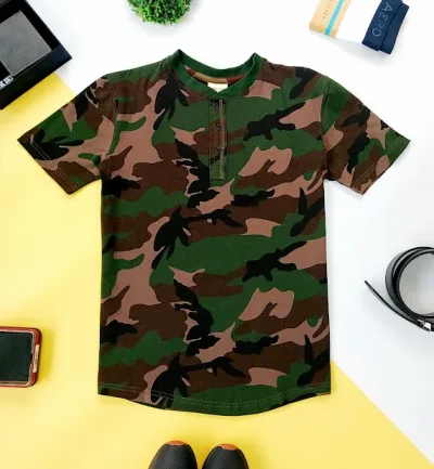 Camiseta para caballero diseño de camuflaje