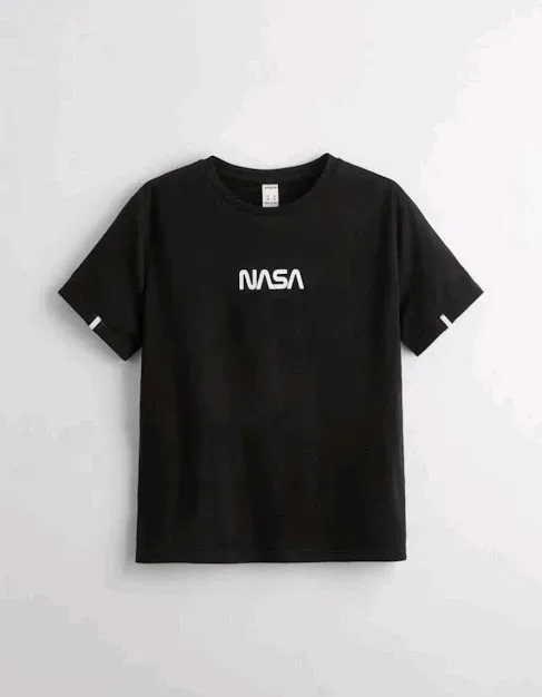 Camiseta para niño color negro