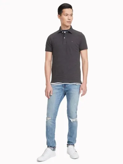 Camiseta Tommy Hilfiger Slim Fit para caballero color gris oscuro