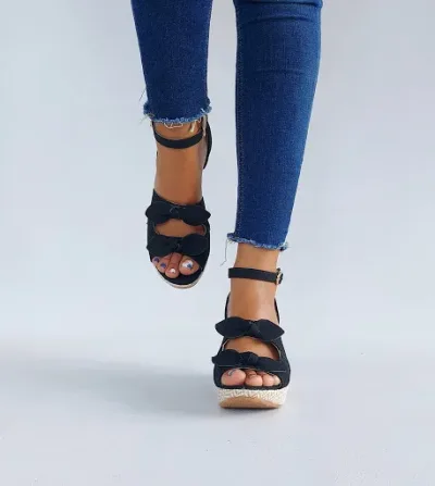 Sandalias para dama color negro SD45414