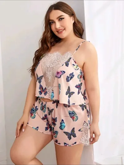 Pijama para dama color coral con estampado de mariposas