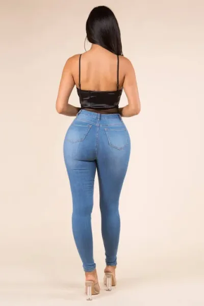 Body de satén con malla para dama color negro 2060