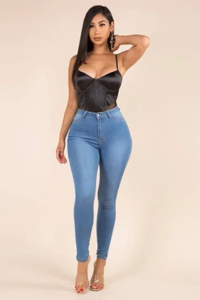 Body de satén con malla para dama color negro 2060
