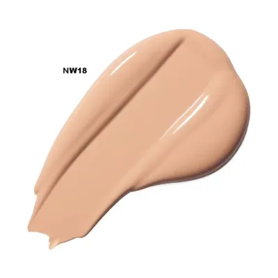 Base de maquillaje MAC para dama tono NW18