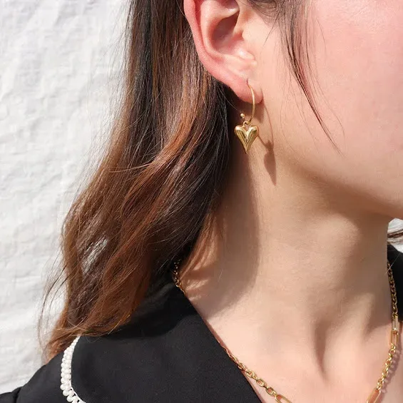 Par de aretes de acero inoxidable para dama color dorado