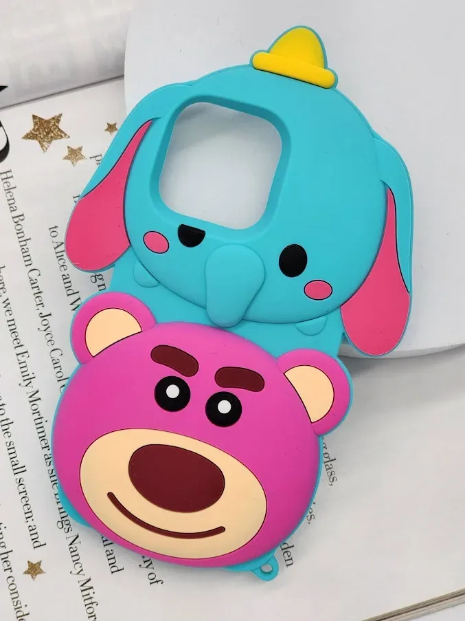Funda para celular con diseño de Lotso y Dumbo