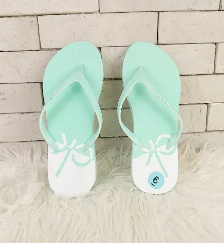 Sandalias Calvin Klein para dama color verde menta y blanco