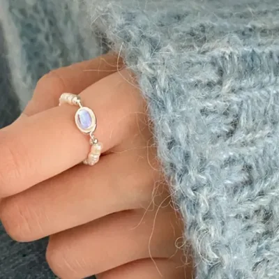 Anillo de acero titanio con plástico