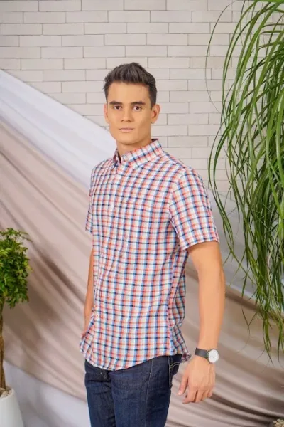 Camisa Tommy Hilfiger para caballero con diseño cuadros
