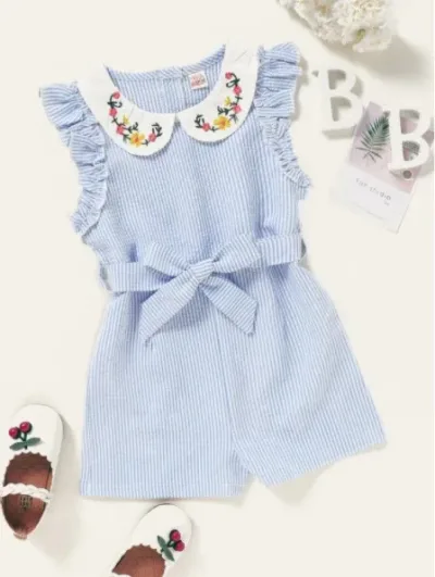 Enterizo para niña color celeste con rayas blancas