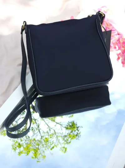 Bolso Tommy Hilfiger para dama color azul