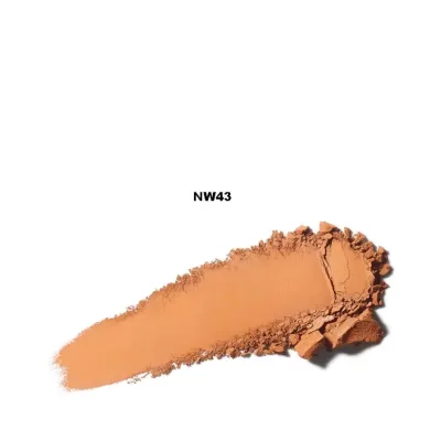 Base de maquillaje MAC en polvo para dama tono NW43