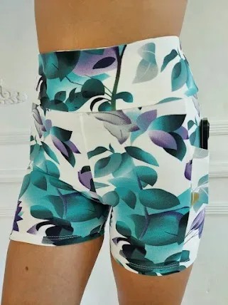 Leggins deportiva para dama diseño floral multicolor