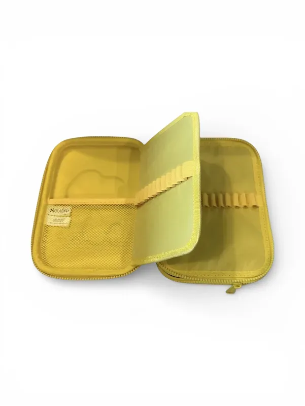 Cartuchera Mooving 1514134 Snoopy #COLOR AMARILLO