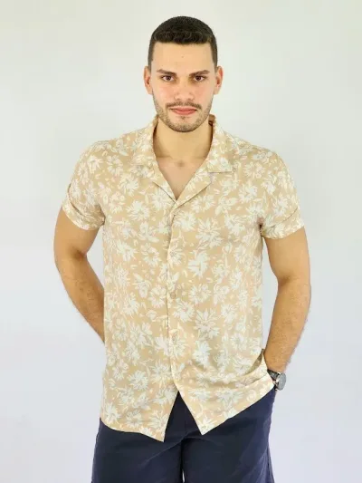 Camisa Touch and Go color verde con diseño floral