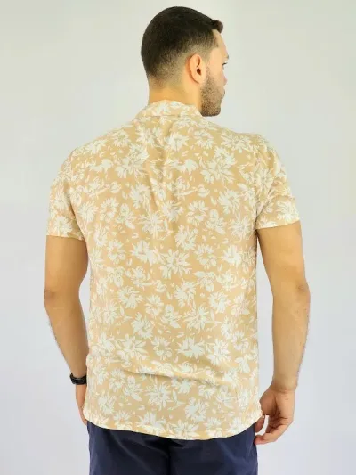 Camisa Touch and Go color verde con diseño floral