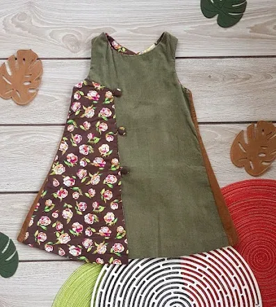 Vestido de niña Sissy Mini color verde musgo y café con estampado floral