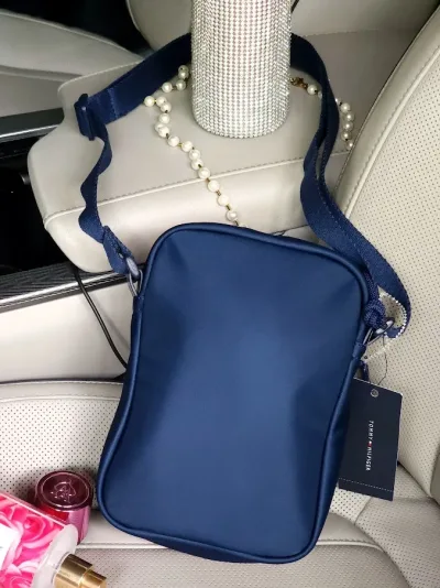 Bolso Tommy Hilfiger para dama color azul