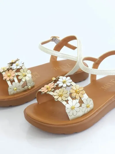 Sandalias para niña Floreadas Nacar C11