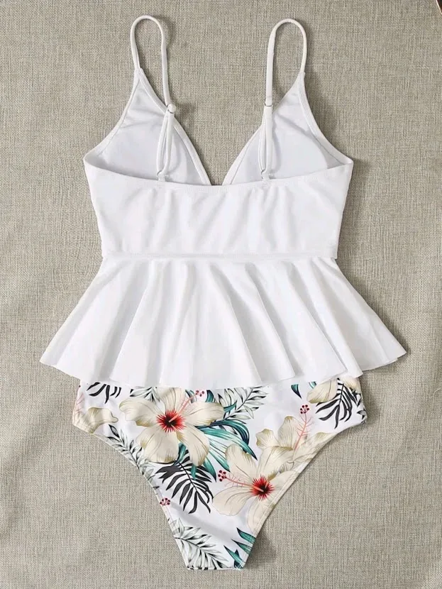 Vestido de baño para dama color blanco con estampado floral