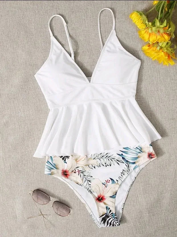 Vestido de baño para dama color blanco con estampado floral