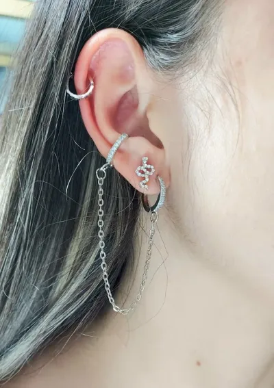 Set de aretes para dama color plateado