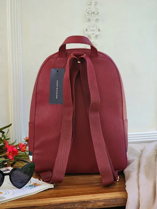 Bolso Tommy Hilfiger para dama XW05298-600XJS COLOR VINO