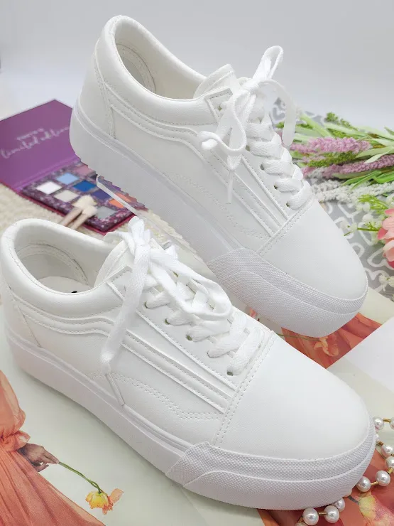 Tenis Coral para dama color Blancas Atlas All White Pu