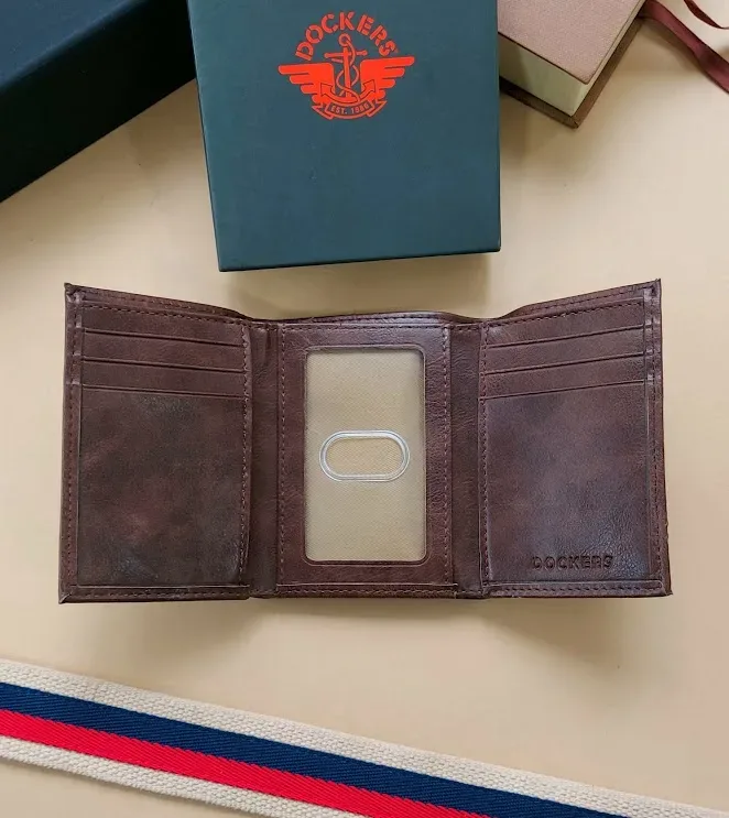 Billetera Dockers para caballero