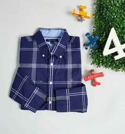 Camisa Tommy Hilfiger para caballero color azul con estampado de rayas