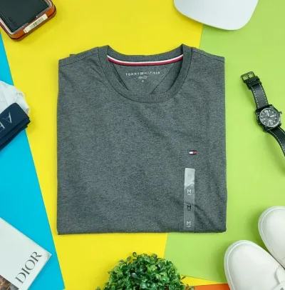 Camiseta Tommy Hilfiger para caballero color gris