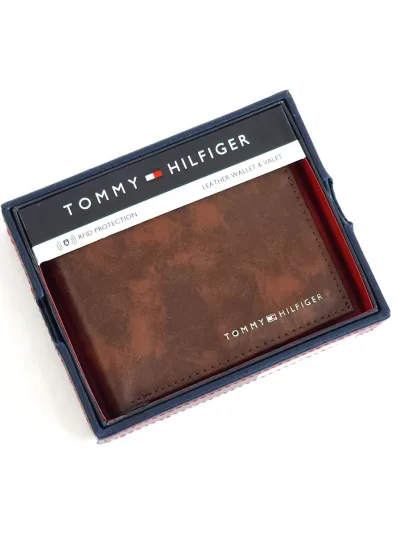 Billetera Tommy Hilfiger para caballero café