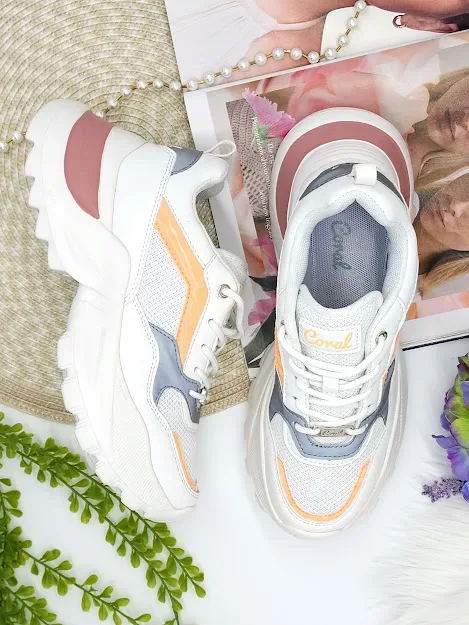 Tenis Coral para dama color Saga White
