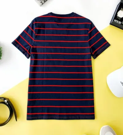 Camiseta Tommy Hilfiger para caballero, color azul con rayas rojas
