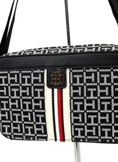 Bolso Tommy Hilfiger para dama color negro