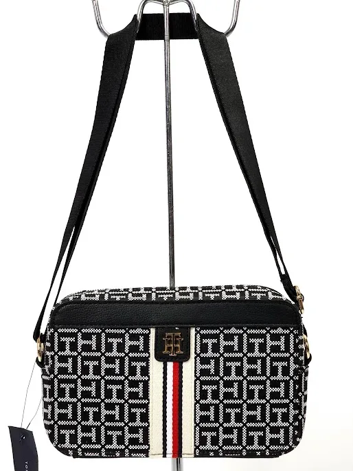 Bolso Tommy Hilfiger para dama color negro