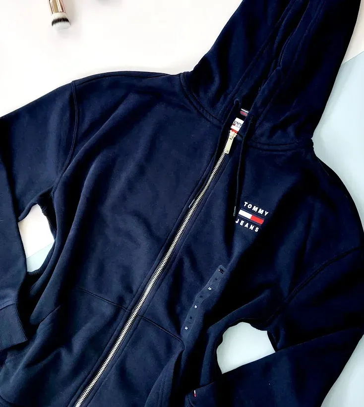Abrigo Tommy Hilfiger para dama color azul con ziper y gorro